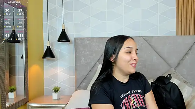 Snapshot of Sammy_Fit_ chatting on January 6, 2026, 12:42 pm Sammy Fit online show from January 6, 2026, 12:42 pm