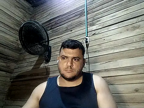 Snapshot of Arcangel_05 chatting on April 25, 2026, 4:48 am Arcangel 05 online show from April 25, 2026, 4:48 am