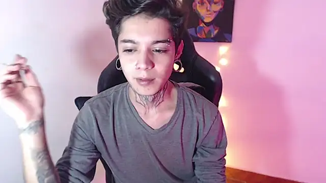 Snapshot of saad_man chatting on December 4, 2024, 7:17 am saad man online show from December 4, 2024, 7:17 am