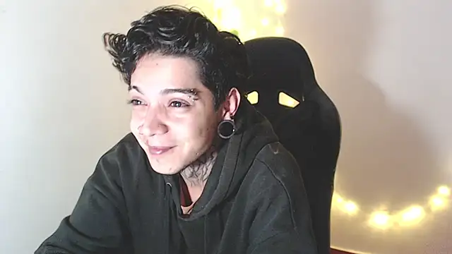 Snapshot of saad_man chatting on January 30, 2025, 10:40 am saad man online show from January 30, 2025, 10:40 am