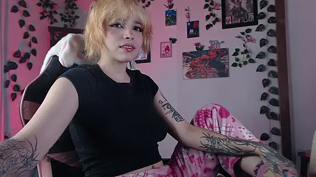 Snapshot of MaryJannes chatting on February 9, 2025, 10:00 pm MaryJannes online show from February 9, 2025, 10:00 pm