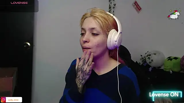 MaryJannes online show from December 2, 2025, 3:18 pm