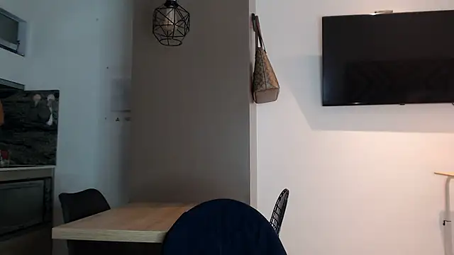 alexademie1 online show from December 7, 2024, 12:41 am