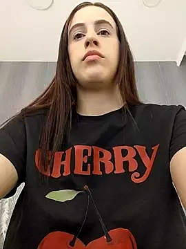 Amira Milker online show from September 15, 2025, 12:49 pm