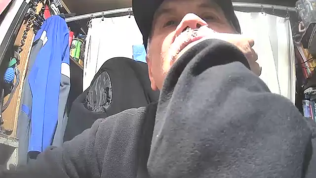 nonnomaturobisex online show from February 13, 2025, 3:14 pm