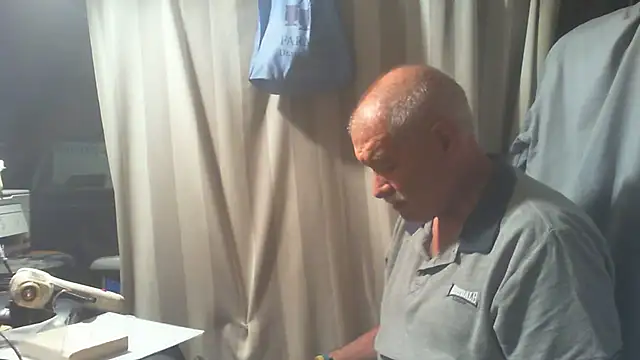 nonnomaturobisex online show from October 1, 2025, 7:03 am