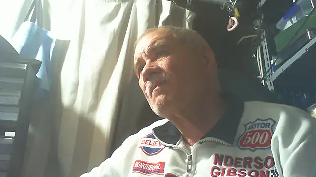 nonnomaturobisex online show from October 27, 2025, 4:00 pm