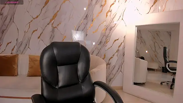 LexieWayne online show from February 15, 2026, 12:47 pm