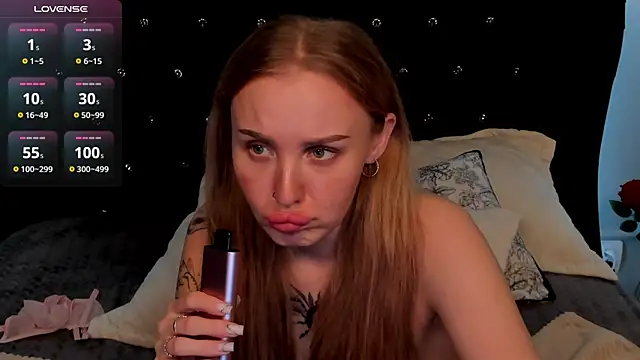 LianaFord online show from March 12, 2025, 1:58 am