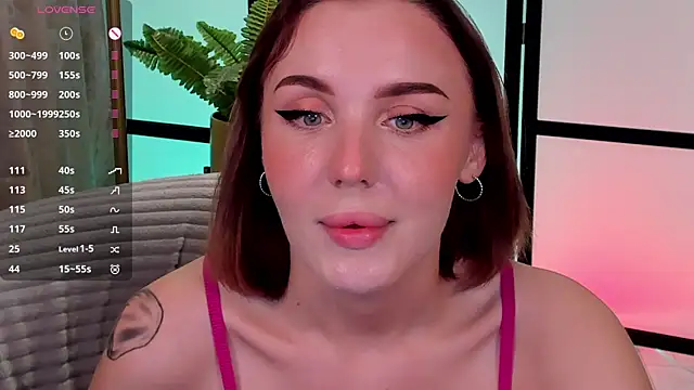 LianaFord online show from March 21, 2026, 8:19 am