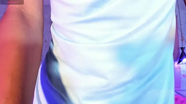 AntonellaRossi online show from March 10, 2025, 7:50 pm