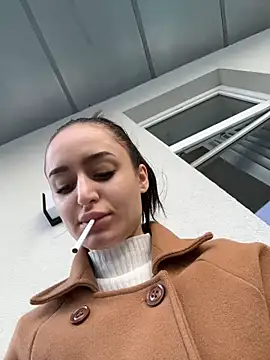 Snapshot of Zeyna1 chatting on January 10, 2025, 12:36 pm Zeyna1 online show from January 10, 2025, 12:36 pm