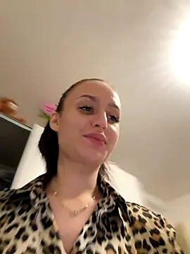 Snapshot of Zeyna1 chatting on October 16, 2025, 4:08 pm Zeyna1 online show from October 16, 2025, 4:08 pm