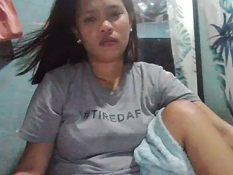 Silly Girl21 online show from February 12, 2026, 5:13 am