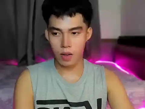 Snapshot of Lightjt04 chatting on September 16, 2025, 3:35 pm Lightjt04 online show from September 16, 2025, 3:35 pm