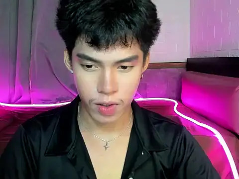 Snapshot of Lightjt04 chatting on October 7, 2025, 5:54 pm Lightjt04 online show from October 7, 2025, 5:54 pm