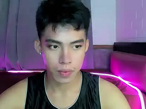 Snapshot of Lightjt04 chatting on October 16, 2025, 5:03 pm Lightjt04 online show from October 16, 2025, 5:03 pm