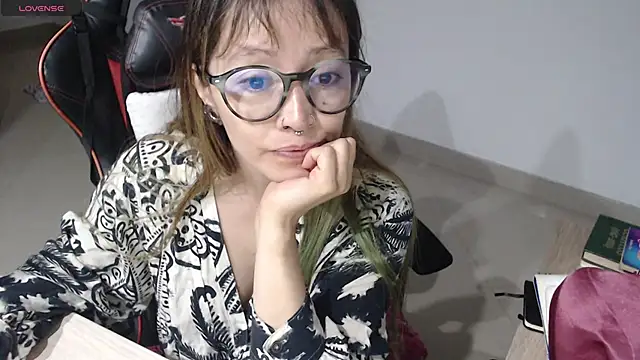 pink-2022 online show from June 18, 2026, 3:16 pm