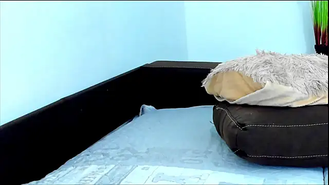 katelovexxx online show from April 2, 2026, 7:33 pm