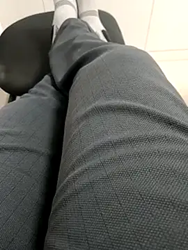 Desi Londa 143 online show from March 4, 2025, 11:51 am