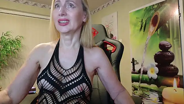 HotLana69 online show from March 7, 2026, 5:54 pm