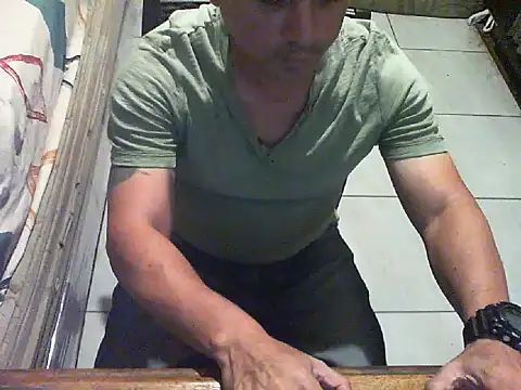 reventador 46 online show from December 18, 2024, 4:53 am