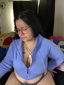 MsConejitaa online show from March 2, 2026, 4:25 pm