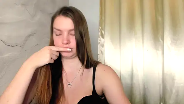 Snapshot of RubySkot chatting on February 22, 2025, 9:37 pm RubySkot online show from February 22, 2025, 9:37 pm