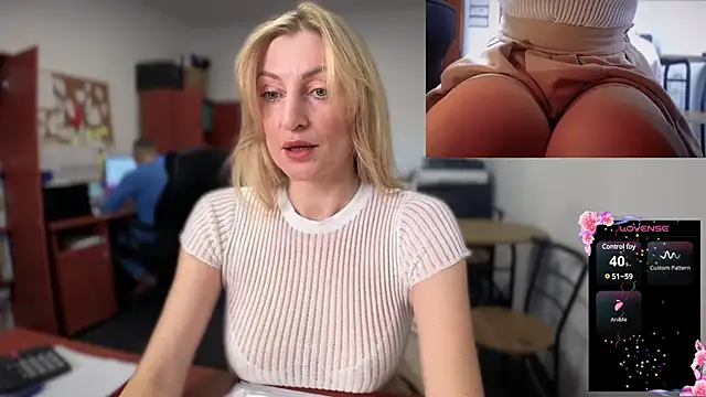 legsLONG online show from January 3, 2025, 7:49 am