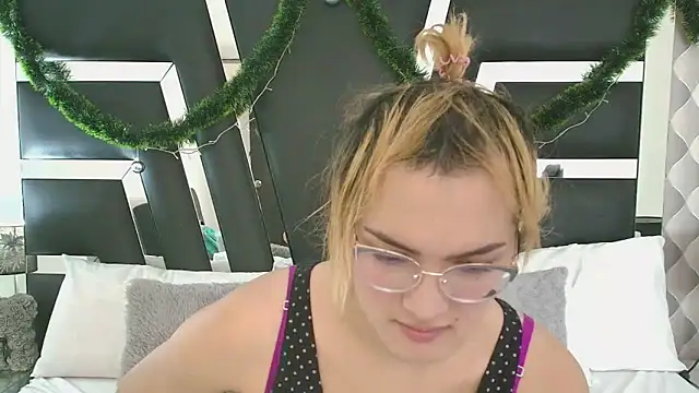 katya kozlov online show from January 19, 2025, 3:18 am