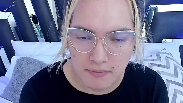 katya kozlov online show from February 25, 2025, 4:46 am