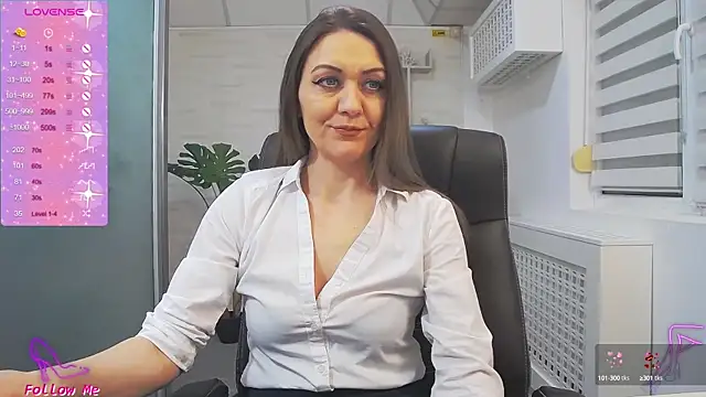 EllaMilf  online show from February 19, 2025, 5:38 pm