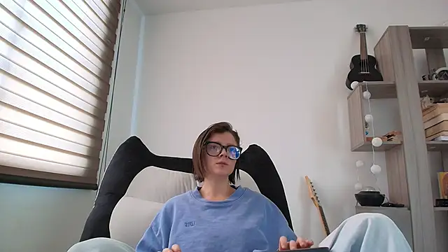 Snapshot of Arya_starrk chatting on February 7, 2026, 1:48 pm Arya starrk online show from February 7, 2026, 1:48 pm