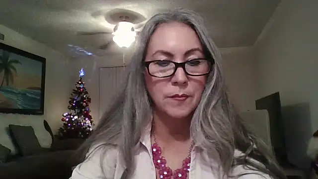 EvaRobinson online show from December 19, 2024, 12:24 am