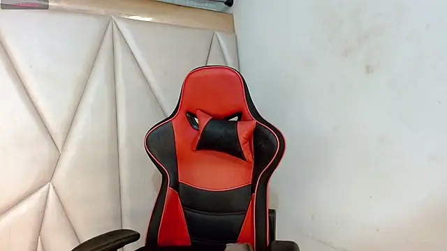 sweet brunettex lovingyou online show from March 6, 2025, 2:51 am