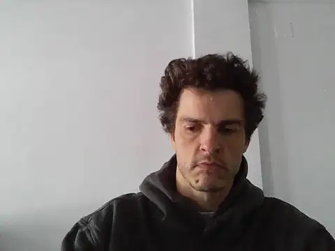 HeteroOli online show from May 17, 2026, 8:55 am