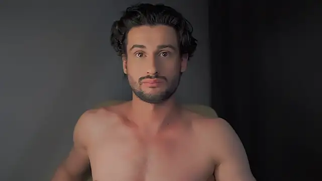 Keen   Luckystrike online show from January 8, 2025, 5:15 pm