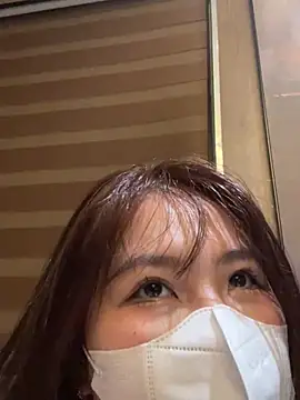 Onee-Chew online show from April 17, 2026, 11:46 am