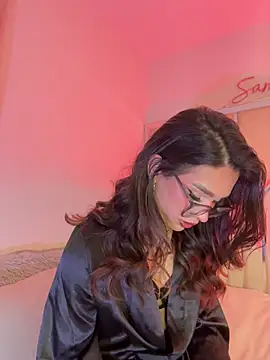 Samantha Bernardo online show from March 17, 2026, 4:06 am