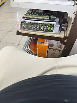 buri232 online show from February 28, 2025, 12:42 pm