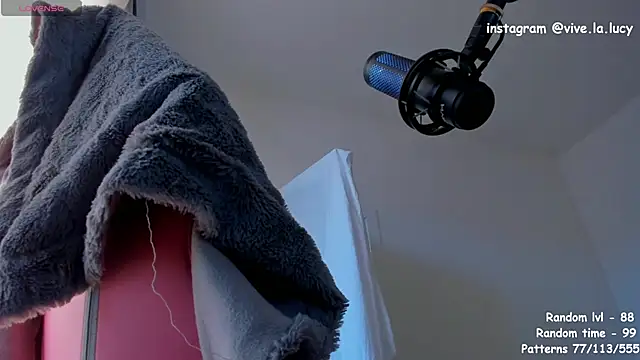 Snapshot of Lucy_Ember chatting on December 15, 2024, 11:55 am Lucy Ember online show from December 15, 2024, 11:55 am