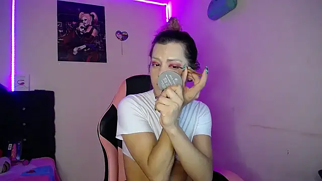 Snapshot of yuliana_19 chatting on November 26, 2025, 9:54 am yuliana 19 online show from November 26, 2025, 9:54 am