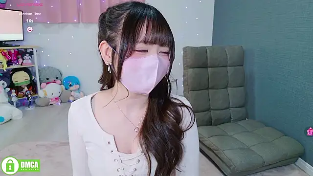 -M Hinano  online show from March 5, 2026, 2:13 pm