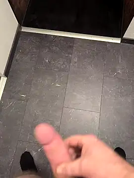 Snapshot of Andy7430 chatting on January 14, 2025, 4:18 pm Andy7430 online show from January 14, 2025, 4:18 pm