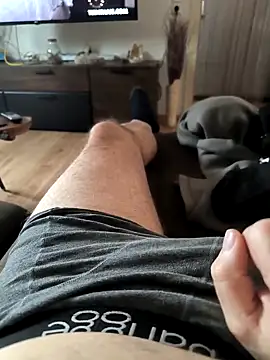 Snapshot of Andy7430 chatting on February 12, 2025, 12:55 pm Andy7430 online show from February 12, 2025, 12:55 pm