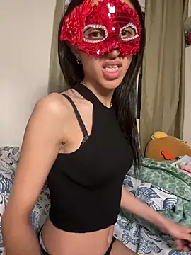 morrocoXcute online show from May 17, 2026, 10:28 pm