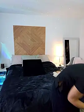 Ellie-L-Elizabeth online show from January 9, 2026, 5:26 pm