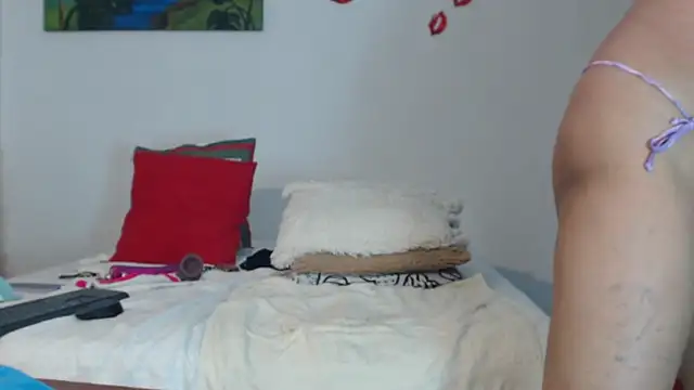 Snapshot of Dulce_Anita chatting on January 23, 2025, 2:44 am Dulce Anita online show from January 23, 2025, 2:44 am