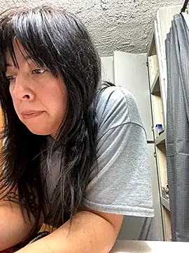 Snapshot of AriannaPena chatting on September 18, 2025, 9:50 pm AriannaPena online show from September 18, 2025, 9:50 pm