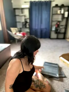 Snapshot of AriannaPena chatting on September 21, 2025, 7:48 pm AriannaPena online show from September 21, 2025, 7:48 pm